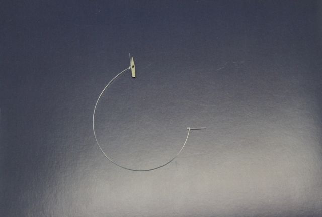 Perlonfaden - 1 Flachsplint + Doppelknoten